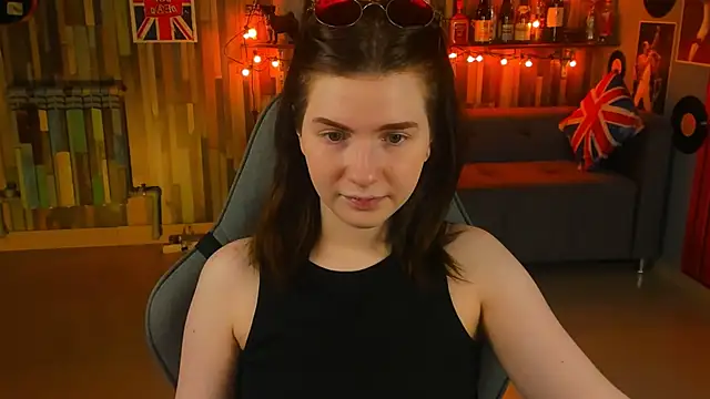 AliceRisinka online show from February 22, 2025, 8:07 am