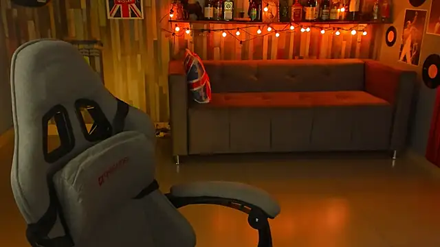 AliceRisinka online show from March 1, 2025, 11:17 am