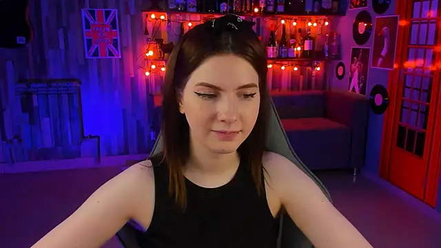 AliceRisinka online show from February 14, 2025, 8:10 am