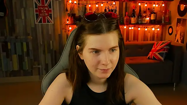 AliceRisinka online show from March 7, 2025, 11:18 am