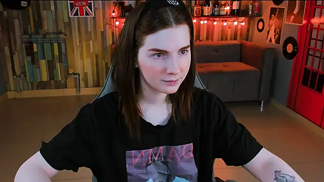 AliceRisinka online show from March 23, 2025, 5:10 am