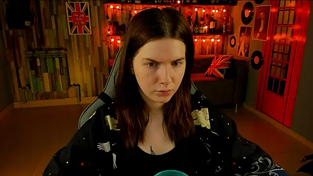 AliceRisinka online show from March 9, 2025, 8:18 am