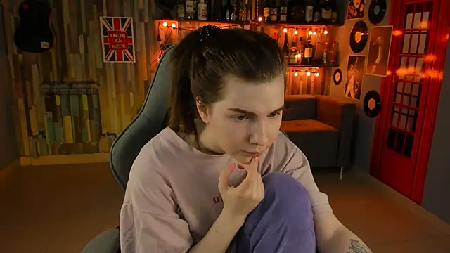 AliceRisinka online show from March 16, 2025, 5:03 am