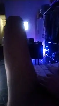 UncutToyBoy23cm online show from September 15, 2025, 6:36 am