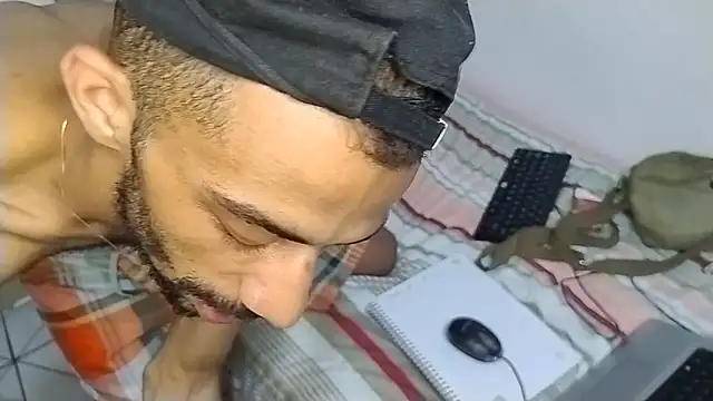 UncutToyBoy23cm online show from March 17, 2025, 11:13 pm