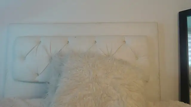 Ingridbergman online show from March 20, 2025, 4:31 pm