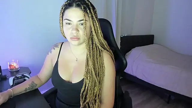 MelSaunders online show from December 21, 2024, 3:03 am