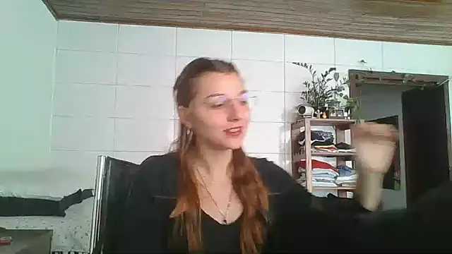 SweetyBabyDemon online show from September 27, 2025, 2:34 pm