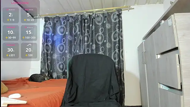 daayan foxx online show from September 19, 2025, 2:26 am