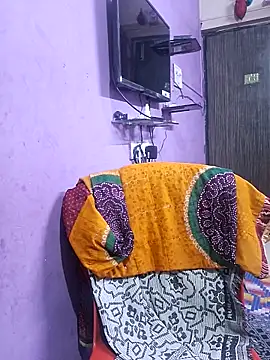 GlassBarge9 online show from March 19, 2025, 2:48 am