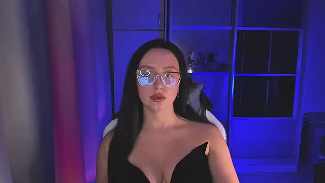 Christy Calypso online show from October 22, 2025, 3:44 pm