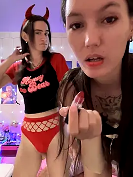 Snapshot of Heart_Ass chatting on October 31, 2025, 6:32 am Heart Ass online show from October 31, 2025, 6:32 am