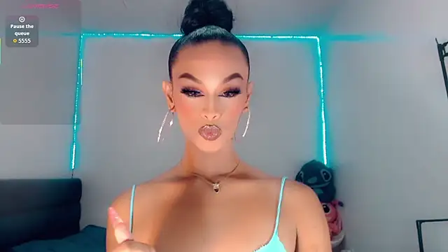  Riannagarcia  online show from September 16, 2025, 7:26 pm