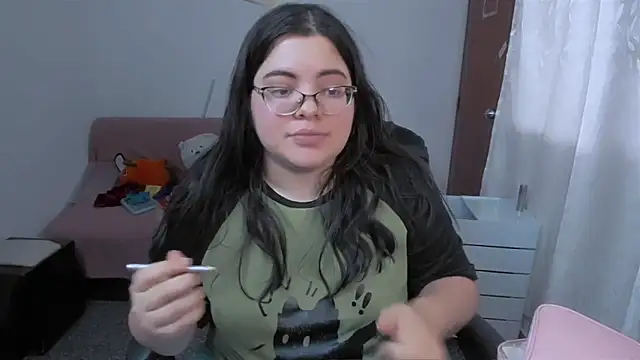 Aria Fullbuster online show from November 14, 2025, 9:18 pm