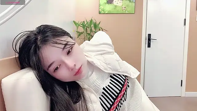 AKiKi711 online show from February 9, 2026, 2:48 pm