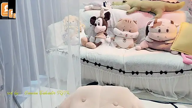 AKiKi711 online show from October 4, 2025, 4:25 am