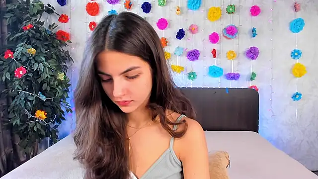 Milana Crystal  online show from March 8, 2025, 8:33 am