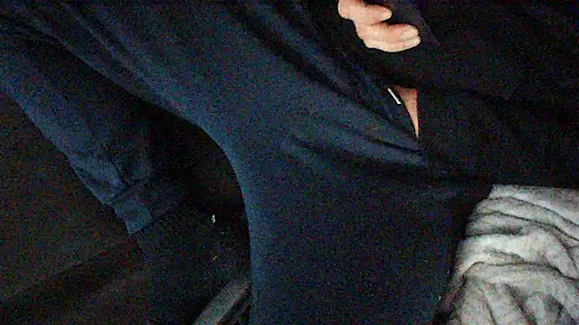 kiksnap-meistro5 online show from March 29, 2026, 1:40 am