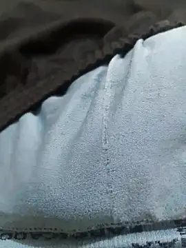 Adee21e online show from October 6, 2025, 1:29 am