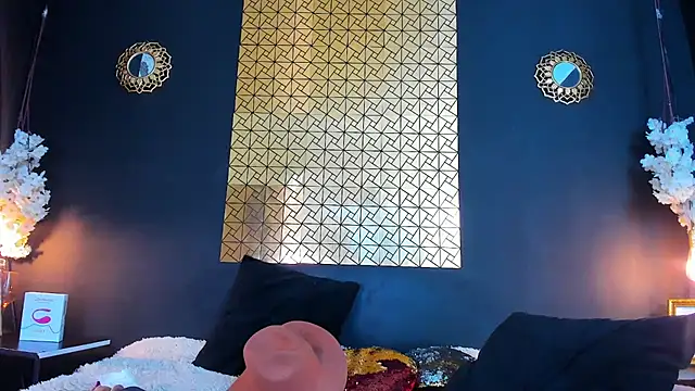 Snapshot of francesco_evan chatting on March 7, 2025, 8:44 pm francesco evan online show from March 7, 2025, 8:44 pm