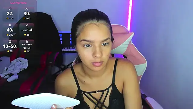 jessi and boy online show from February 2, 2026, 2:43 am