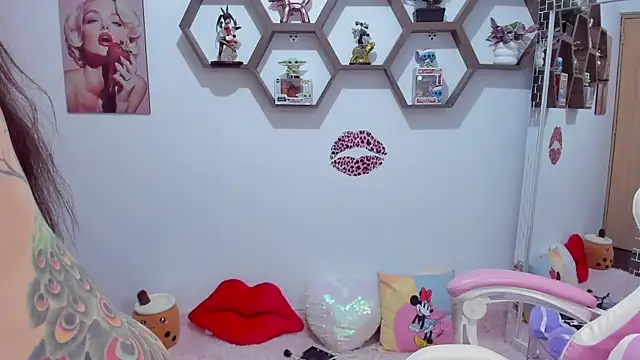 SharonSander online show from March 21, 2025, 4:17 am