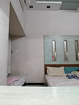 Snapshot of Vickyy_001 chatting on November 26, 2025, 5:02 pm Vickyy 001 online show from November 26, 2025, 5:02 pm