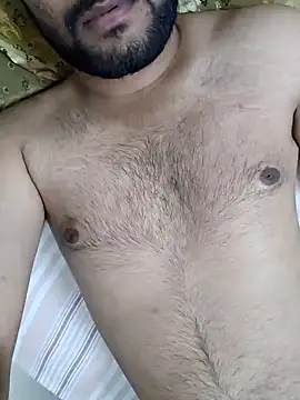 Snapshot of Vickyy_001 chatting on January 19, 2025, 5:18 pm Vickyy 001 online show from January 19, 2025, 5:18 pm