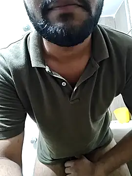 Snapshot of Vickyy_001 chatting on February 23, 2025, 6:56 pm Vickyy 001 online show from February 23, 2025, 6:56 pm