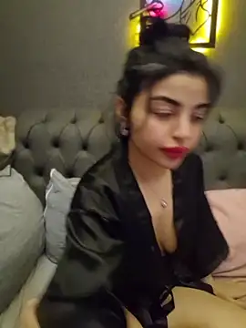 Esmertarcinim online show from April 19, 2026, 6:21 pm