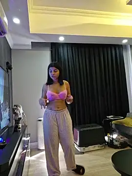 Esmertarcinim online show from October 27, 2025, 11:55 am