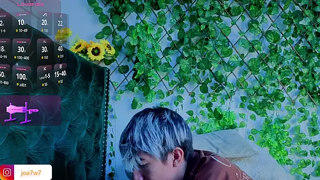 Levii Ackermann online show from October 9, 2025, 2:06 pm