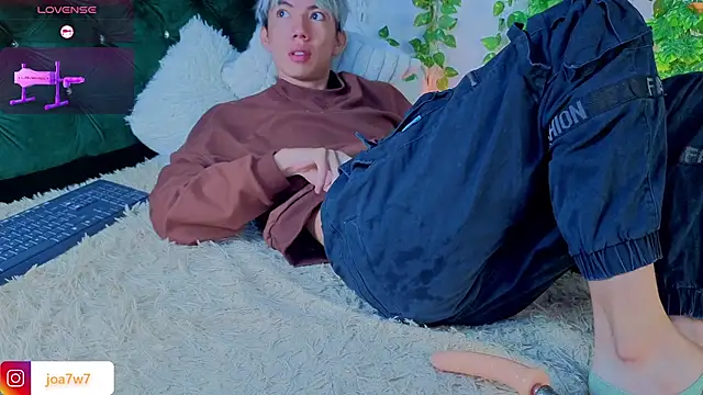 Levii Ackermann online show from September 24, 2025, 2:01 pm