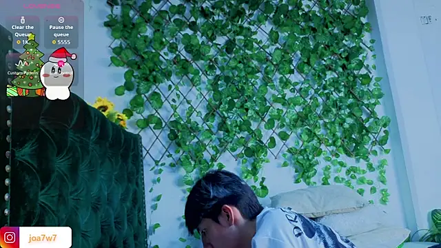 Levii Ackermann online show from December 5, 2025, 7:55 pm