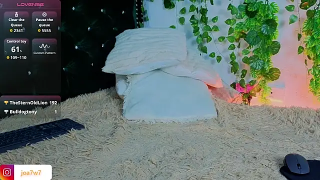 Levii Ackermann online show from September 14, 2025, 4:02 am