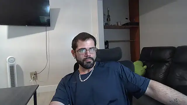 Zander823 online show from March 19, 2026, 8:53 pm