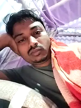 Snapshot of ErRakesh1 chatting on November 10, 2025, 10:48 pm ErRakesh1 online show from November 10, 2025, 10:48 pm