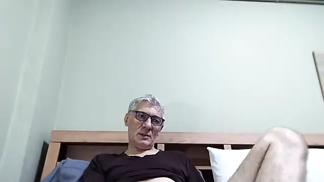 BIGUNCUTHARDCOCK online show from November 23, 2025, 1:48 am