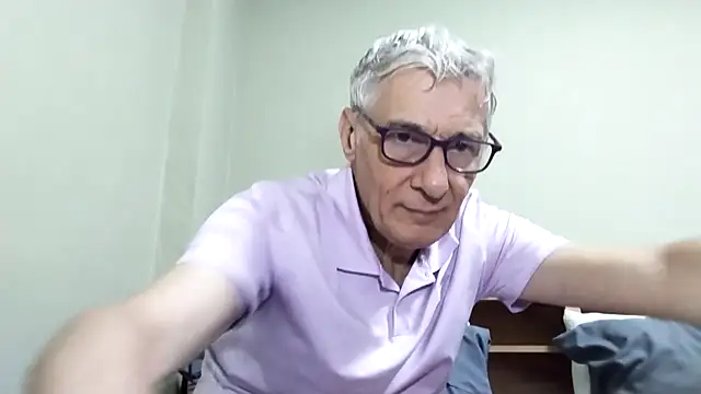 BIGUNCUTHARDCOCK online show from January 10, 2026, 2:29 am