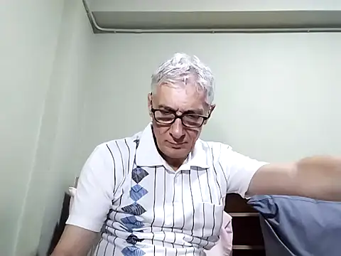 BIGUNCUTHARDCOCK online show from October 22, 2025, 2:05 pm