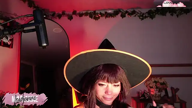 loIijanne online show from November 13, 2025, 12:14 am