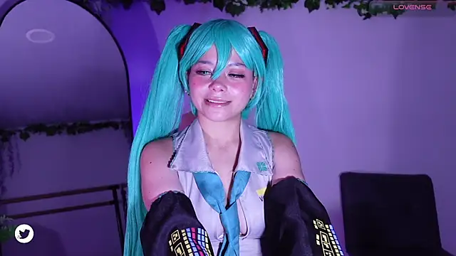 loIijanne online show from November 1, 2025, 11:53 pm