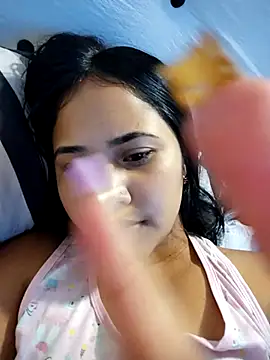 eglis99 online show from February 19, 2025, 8:31 pm