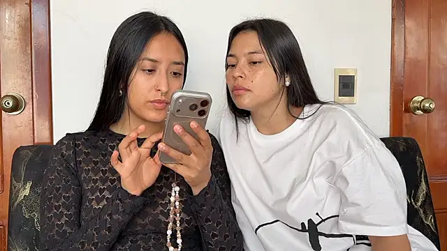 2SummerLove1 online show from January 17, 2026, 2:53 pm