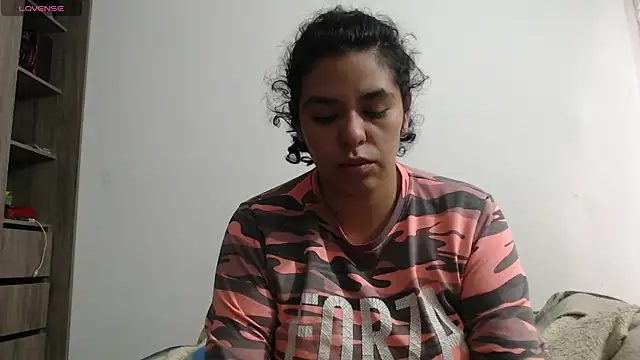 Anne purple online show from September 18, 2025, 3:26 pm