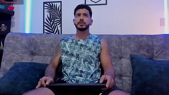 Snapshot of Bruno_Mattos chatting on January 28, 2025, 9:50 pm Bruno Mattos online show from January 28, 2025, 9:50 pm