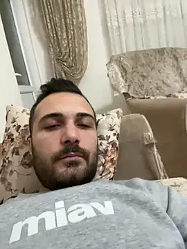 Snapshot of modelturanist27 chatting on January 24, 2025, 9:37 pm modelturanist27 online show from January 24, 2025, 9:37 pm