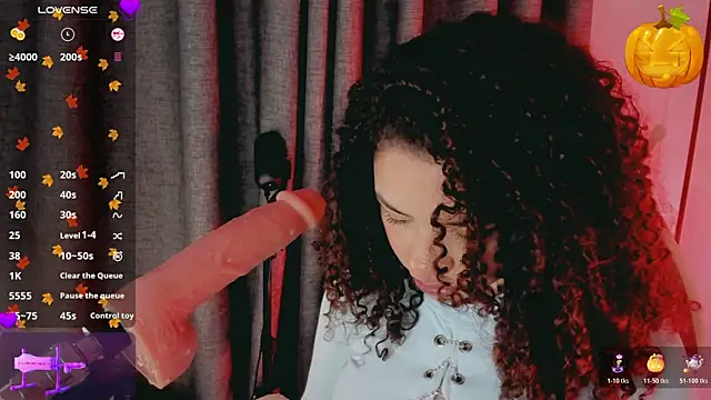 Snapshot of Queen_Deepthroat chatting on November 2, 2025, 10:15 pm Queen Deepthroat online show from November 2, 2025, 10:15 pm