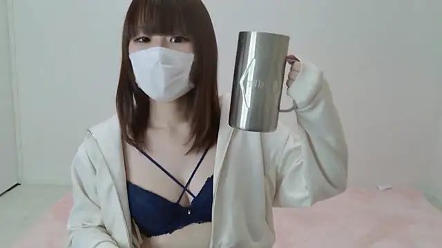 hi---chan- online show from September 23, 2025, 9:11 pm