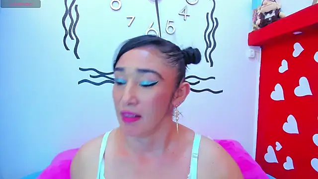 charlotte-11 online show from March 21, 2025, 2:29 pm